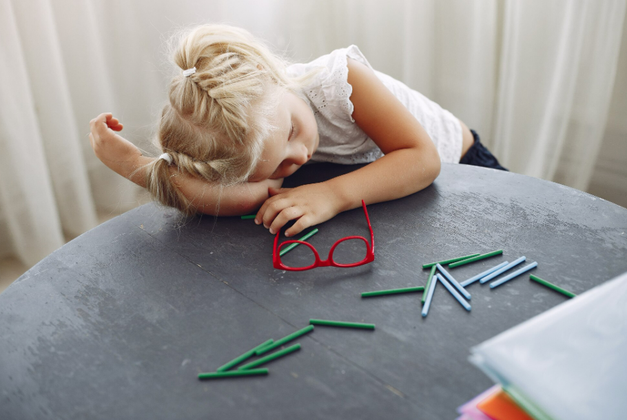 niños sin conexión verano